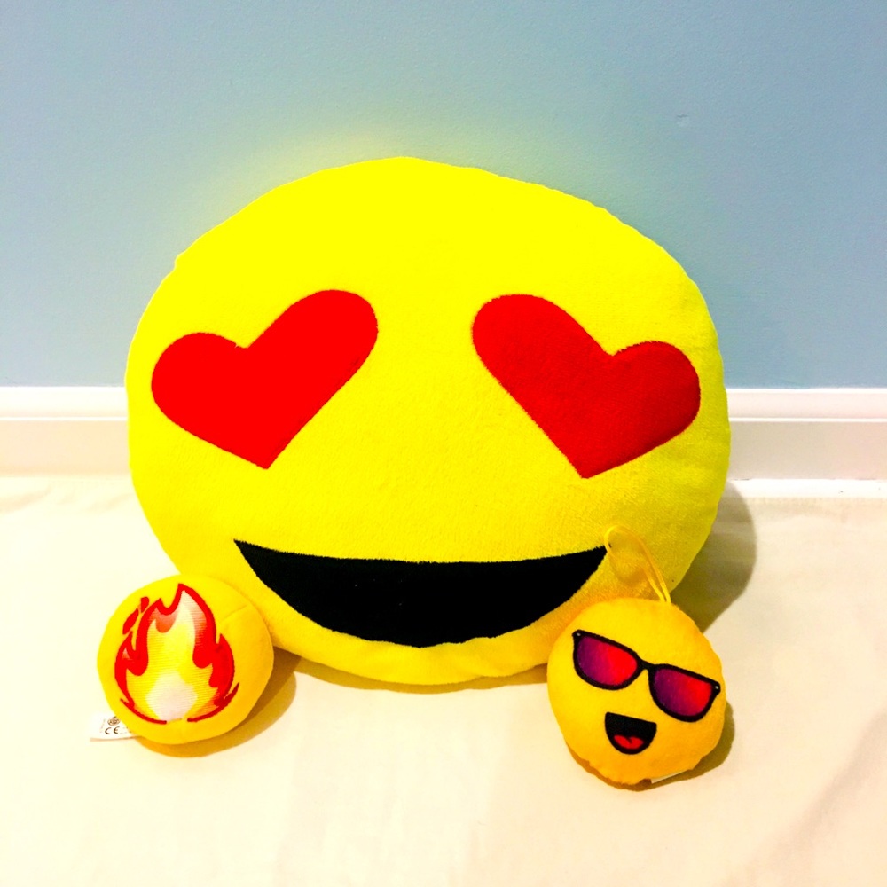 NWOT Yellow Hearts and Fire Emoji Pillow Bundle of 3 Plush Toys College Student